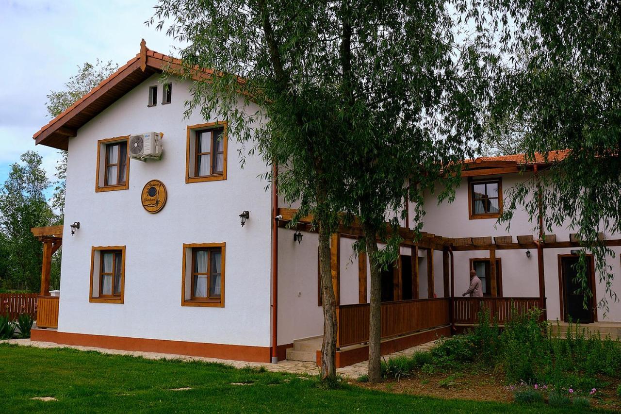 Dumbrava Hotel Uzlina Luaran gambar